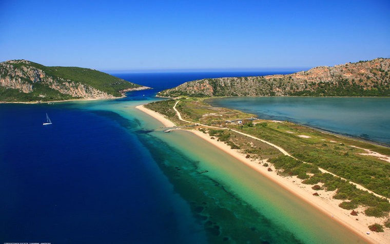 Beautiful beaches around Zoe Resort 2