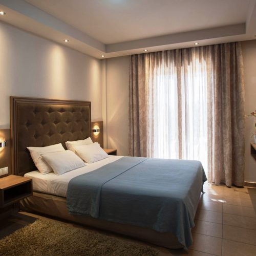 senior suite 118 120 bedroom